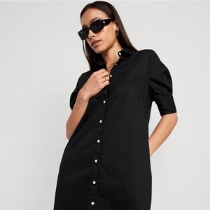 Old Navy Short-Sleeve Shirt Dress in Blackjack Black XL